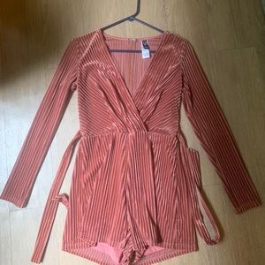 Velvet Ribbed Romper size S